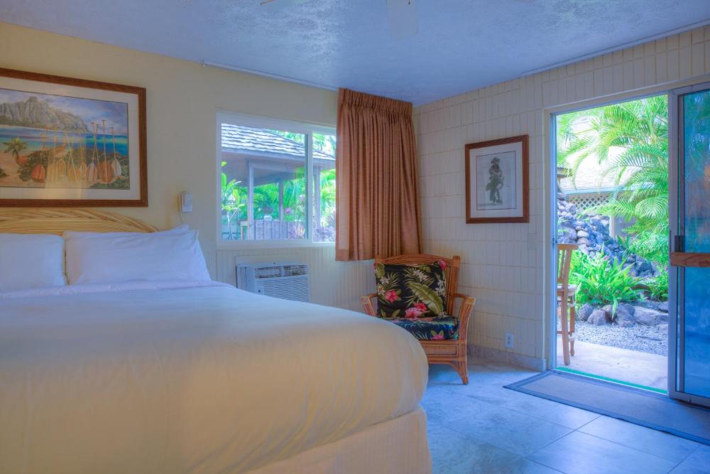 Junior Suite, 1 King Bed, Garden View interior